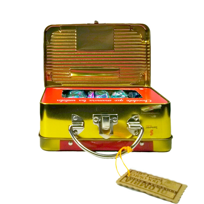 estuche-travel-de-chocolates-is-time-to-travel-abierta